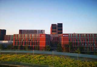 吉林多孔式槽式电缆桥架公司